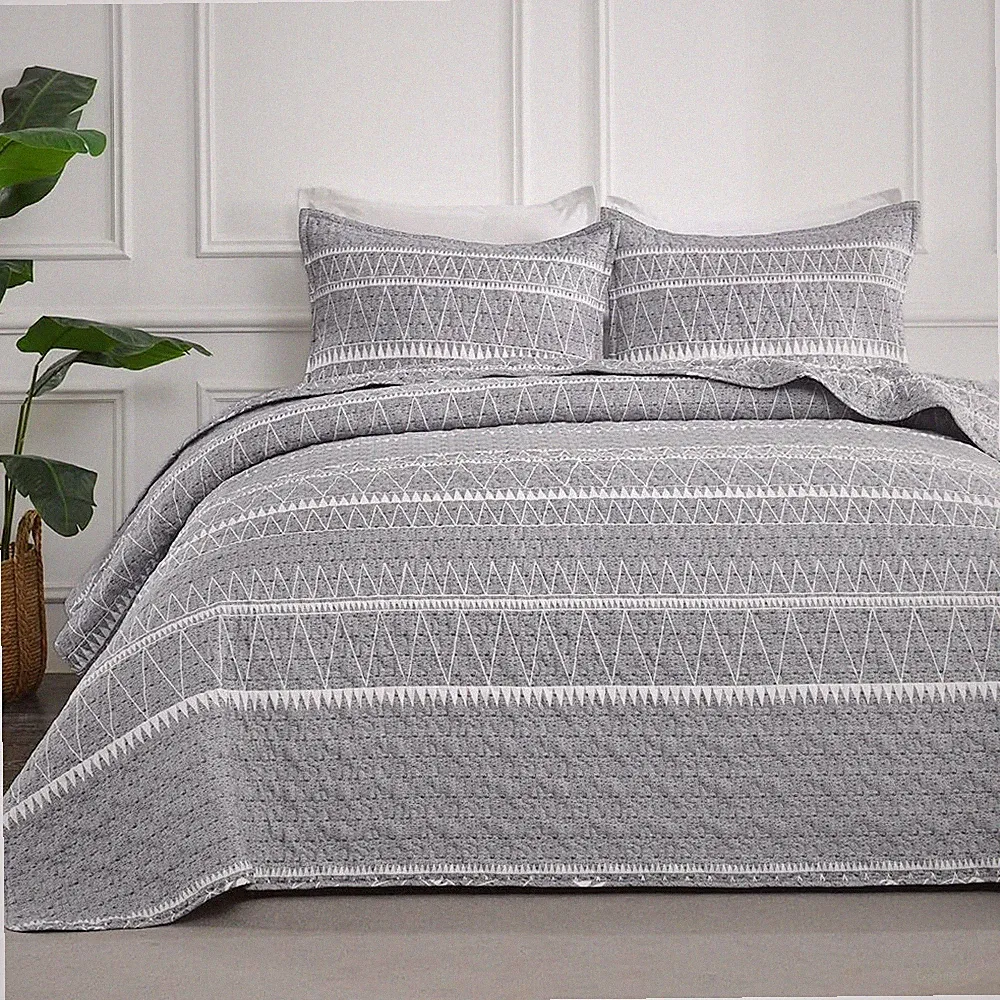 Andency Grey Queen Quilt Bedding Set, 3 Pieces 1 Striped Boho Printed Quilt 9...