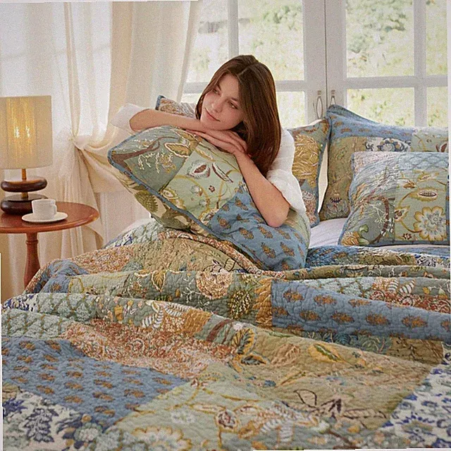 Reversible Patchwork Quilt King Size Set, Sage Green Bedding